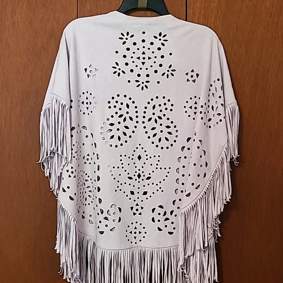 NWOT Hollister cutout suede fringed vest M - Picture 4 of 4